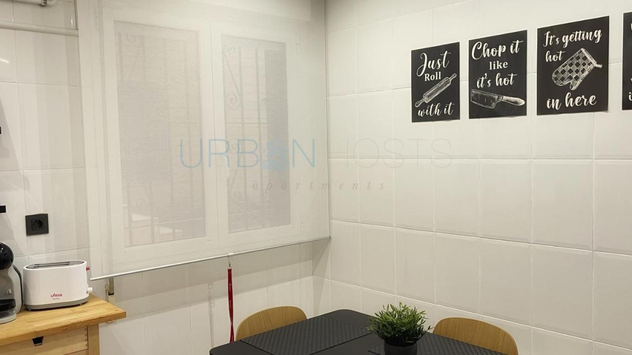 Vivienda Turistica Urbana En Santuchu, Comoda, Funcional Y Con Parking Більбао Екстер'єр фото