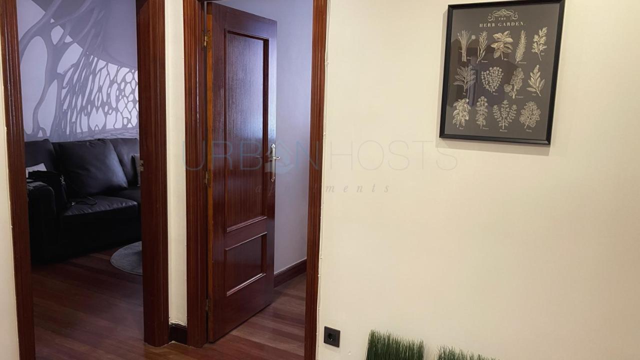 Vivienda Turistica Urbana En Santuchu, Comoda, Funcional Y Con Parking Більбао Екстер'єр фото